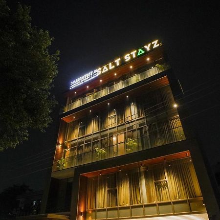 Saltstayz Grand Sky - Unitech Cyber Park Gurgaon Eksteriør billede