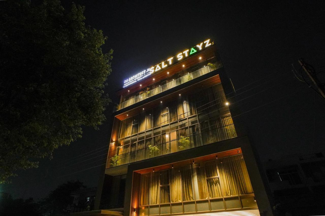 Saltstayz Grand Sky - Unitech Cyber Park Gurgaon Eksteriør billede